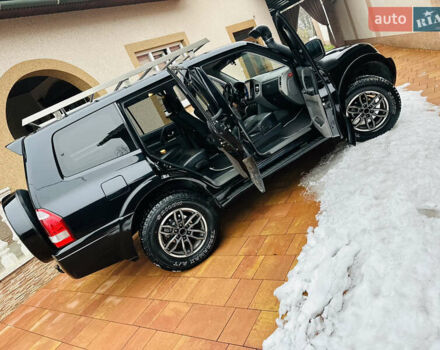 Черный Мицубиси Паджеро, объемом двигателя 3.2 л и пробегом 230 тыс. км за 10800 $, фото 133 на Automoto.ua