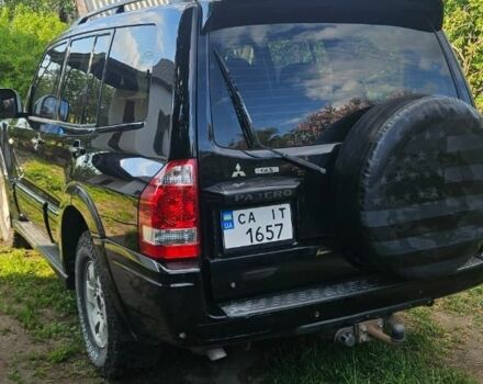 Чорний Міцубісі Паджеро, об'ємом двигуна 3 л та пробігом 315 тис. км за 7850 $, фото 2 на Automoto.ua
