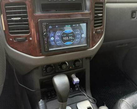 Чорний Міцубісі Паджеро, об'ємом двигуна 3.2 л та пробігом 415 тис. км за 7000 $, фото 7 на Automoto.ua