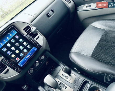 Черный Мицубиси Паджеро, объемом двигателя 3.2 л и пробегом 230 тыс. км за 10800 $, фото 9 на Automoto.ua