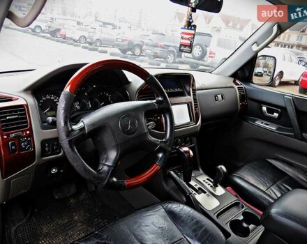 Черный Мицубиси Паджеро, объемом двигателя 2.97 л и пробегом 317 тыс. км за 7500 $, фото 5 на Automoto.ua