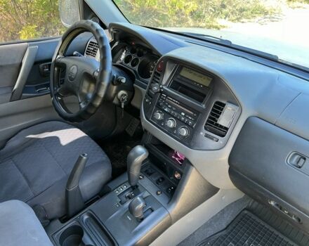 Мицубиси Паджеро 2006 в Николаеве на Automoto.ua Черный Мицубиси Паджеро, объемом двигателя 0 л и пробегом 266 тыс. км за 4999 $, фото 7 на Automoto.ua
