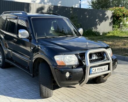 Чорний Міцубісі Паджеро, об'ємом двигуна 3 л та пробігом 265 тис. км за 8500 $, фото 1 на Automoto.ua
