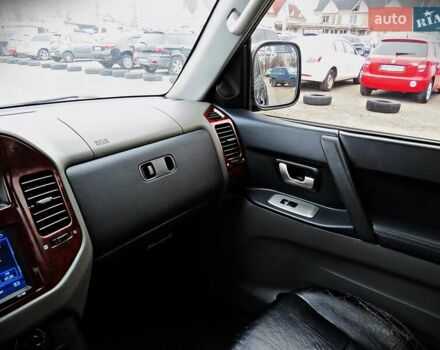 Черный Мицубиси Паджеро, объемом двигателя 2.97 л и пробегом 317 тыс. км за 7500 $, фото 11 на Automoto.ua