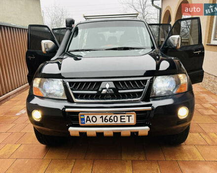 Черный Мицубиси Паджеро, объемом двигателя 3.2 л и пробегом 230 тыс. км за 10800 $, фото 153 на Automoto.ua