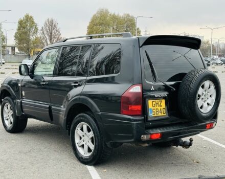 Черный Мицубиси Паджеро, объемом двигателя 3.2 л и пробегом 290 тыс. км за 4450 $, фото 7 на Automoto.ua