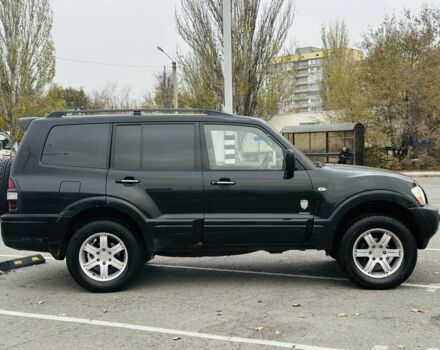 Черный Мицубиси Паджеро, объемом двигателя 3.2 л и пробегом 290 тыс. км за 4450 $, фото 6 на Automoto.ua