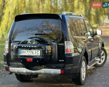 Мицубиси Паджеро 2007 в Киеве на Automoto.ua Черный Мицубиси Паджеро, объемом двигателя 3.8 л и пробегом 216 тыс. км за 9300 $, фото 10 на Automoto.ua
