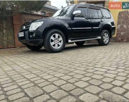 Чорний Міцубісі Паджеро, об'ємом двигуна 3 л та пробігом 260 тис. км за 10800 $, фото 18 на Automoto.ua
