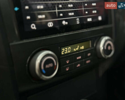 Чорний Міцубісі Паджеро, об'ємом двигуна 3.2 л та пробігом 209 тис. км за 11500 $, фото 35 на Automoto.ua