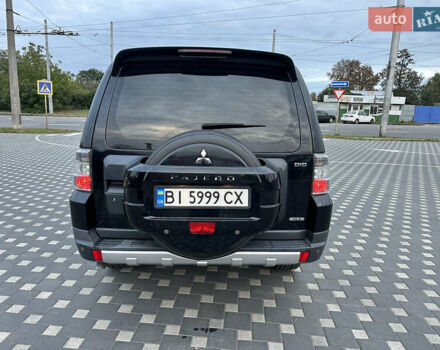 Черный Мицубиси Паджеро, объемом двигателя 3.2 л и пробегом 191 тыс. км за 12999 $, фото 5 на Automoto.ua