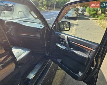 Чорний Міцубісі Паджеро, об'ємом двигуна 3 л та пробігом 210 тис. км за 11000 $, фото 12 на Automoto.ua