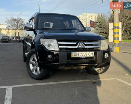 Чорний Міцубісі Паджеро, об'ємом двигуна 3.2 л та пробігом 201 тис. км за 8999 $, фото 7 на Automoto.ua