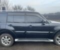 Чорний Міцубісі Паджеро, об'ємом двигуна 3.2 л та пробігом 280 тис. км за 13000 $, фото 2 на Automoto.ua