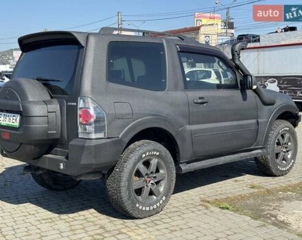 Чорний Міцубісі Паджеро, об'ємом двигуна 3.83 л та пробігом 254 тис. км за 16300 $, фото 7 на Automoto.ua