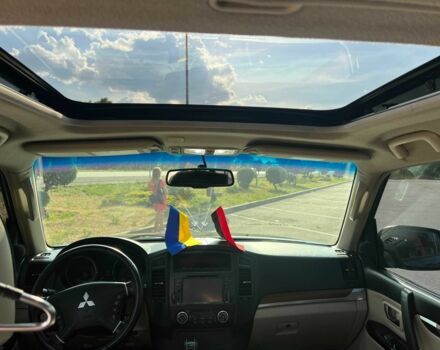 Чорний Міцубісі Паджеро, об'ємом двигуна 3 л та пробігом 219 тис. км за 11500 $, фото 15 на Automoto.ua