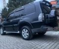 Чорний Міцубісі Паджеро, об'ємом двигуна 3 л та пробігом 260 тис. км за 10800 $, фото 6 на Automoto.ua