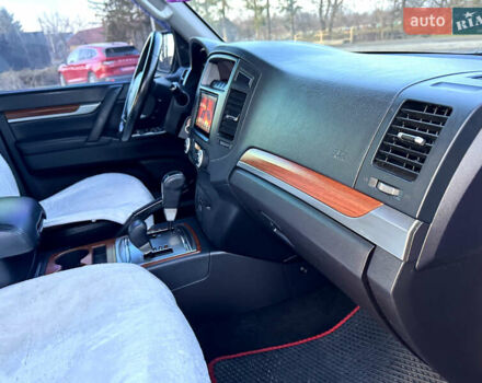 Черный Мицубиси Паджеро, объемом двигателя 3 л и пробегом 275 тыс. км за 9050 $, фото 40 на Automoto.ua