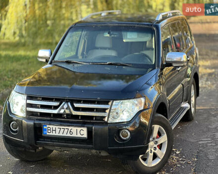 Чорний Міцубісі Паджеро, об'ємом двигуна 3.8 л та пробігом 216 тис. км за 8000 $, фото 6 на Automoto.ua