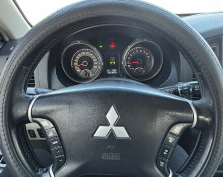 Черный Мицубиси Паджеро, объемом двигателя 2.97 л и пробегом 301 тыс. км за 11000 $, фото 11 на Automoto.ua