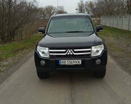 Черный Мицубиси Паджеро, объемом двигателя 3 л и пробегом 193 тыс. км за 11000 $, фото 2 на Automoto.ua