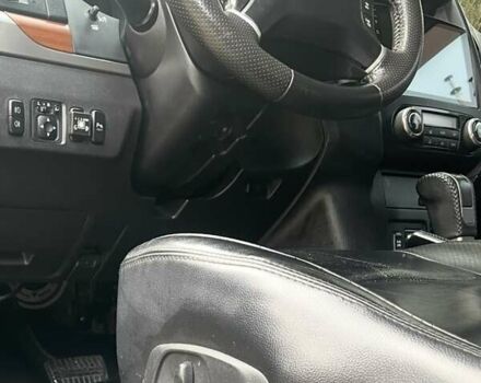 Чорний Міцубісі Паджеро, об'ємом двигуна 3 л та пробігом 260 тис. км за 10800 $, фото 59 на Automoto.ua