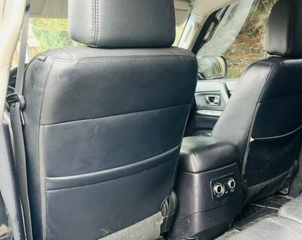 Чорний Міцубісі Паджеро, об'ємом двигуна 3 л та пробігом 260 тис. км за 10800 $, фото 41 на Automoto.ua