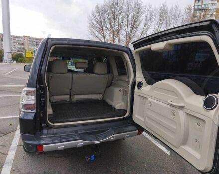 Міцубісі Паджеро 2007 у Києві на Automoto.ua Чорний Міцубісі Паджеро, об'ємом двигуна 3.8 л та пробігом 240 тис. км за 11500 $, фото 6 на Automoto.ua