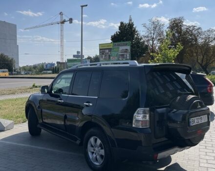 Чорний Міцубісі Паджеро, об'ємом двигуна 3 л та пробігом 215 тис. км за 11300 $, фото 2 на Automoto.ua