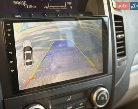 Чорний Міцубісі Паджеро, об'ємом двигуна 3.8 л та пробігом 216 тис. км за 8000 $, фото 46 на Automoto.ua