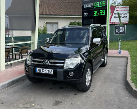 Чорний Міцубісі Паджеро, об'ємом двигуна 2.97 л та пробігом 389 тис. км за 11699 $, фото 1 на Automoto.ua