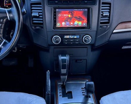 Черный Мицубиси Паджеро, объемом двигателя 3 л и пробегом 275 тыс. км за 9050 $, фото 31 на Automoto.ua