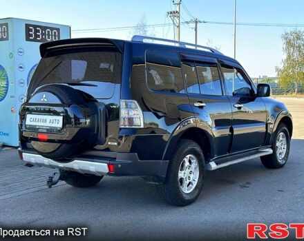 Черный Мицубиси Паджеро, объемом двигателя 3 л и пробегом 249 тыс. км за 10800 $, фото 4 на Automoto.ua