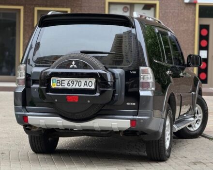 Черный Мицубиси Паджеро, объемом двигателя 3 л и пробегом 280 тыс. км за 10500 $, фото 5 на Automoto.ua