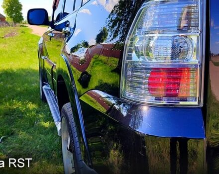 Черный Мицубиси Паджеро, объемом двигателя 3 л и пробегом 246 тыс. км за 12900 $, фото 8 на Automoto.ua