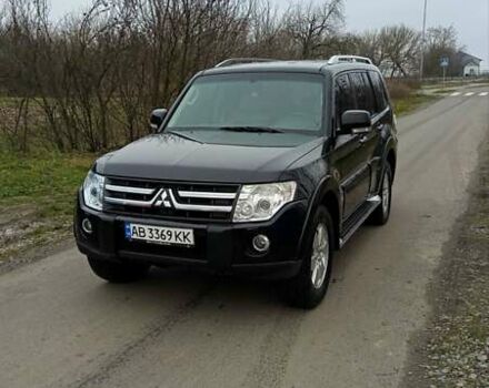 Черный Мицубиси Паджеро, объемом двигателя 3 л и пробегом 193 тыс. км за 11000 $, фото 3 на Automoto.ua