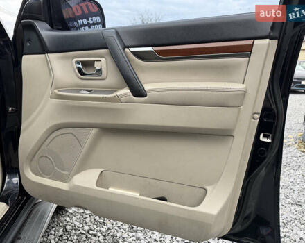 Черный Мицубиси Паджеро, объемом двигателя 2.97 л и пробегом 329 тыс. км за 8500 $, фото 22 на Automoto.ua