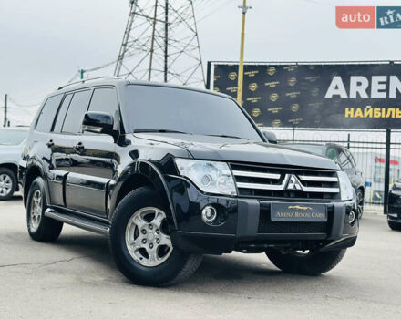Черный Мицубиси Паджеро, объемом двигателя 2.97 л и пробегом 241 тыс. км за 11900 $, фото 2 на Automoto.ua