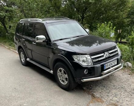 Черный Мицубиси Паджеро, объемом двигателя 2.97 л и пробегом 170 тыс. км за 11000 $, фото 2 на Automoto.ua