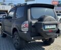 Чорний Міцубісі Паджеро, об'ємом двигуна 3.83 л та пробігом 254 тис. км за 16300 $, фото 11 на Automoto.ua
