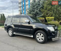 Черный Мицубиси Паджеро, объемом двигателя 3 л и пробегом 210 тыс. км за 10500 $, фото 1 на Automoto.ua
