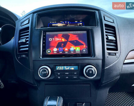 Черный Мицубиси Паджеро, объемом двигателя 3 л и пробегом 275 тыс. км за 9050 $, фото 43 на Automoto.ua