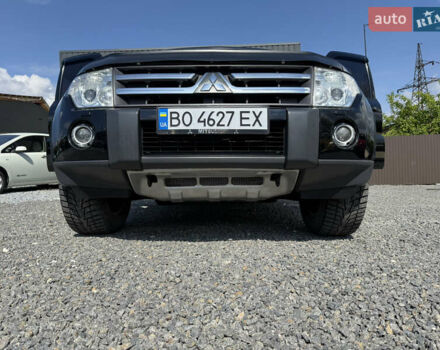 Чорний Міцубісі Паджеро, об'ємом двигуна 3.2 л та пробігом 260 тис. км за 12950 $, фото 9 на Automoto.ua