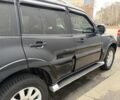 Черный Мицубиси Паджеро, объемом двигателя 3.8 л и пробегом 187 тыс. км за 13800 $, фото 3 на Automoto.ua