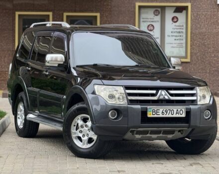 Черный Мицубиси Паджеро, объемом двигателя 3 л и пробегом 280 тыс. км за 10500 $, фото 2 на Automoto.ua