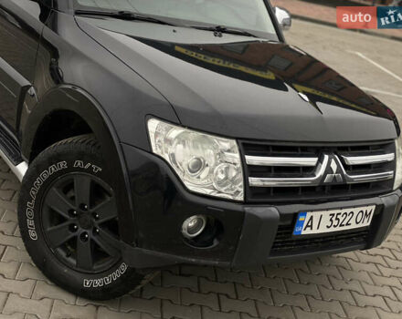 Черный Мицубиси Паджеро, объемом двигателя 2.97 л и пробегом 269 тыс. км за 9500 $, фото 1 на Automoto.ua