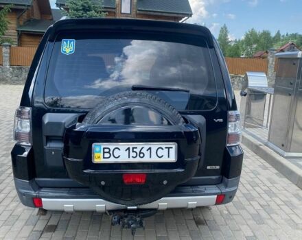 Чорний Міцубісі Паджеро, об'ємом двигуна 3 л та пробігом 210 тис. км за 12200 $, фото 6 на Automoto.ua