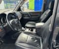 Черный Мицубиси Паджеро, объемом двигателя 3 л и пробегом 251 тыс. км за 11000 $, фото 8 на Automoto.ua