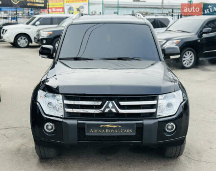 Черный Мицубиси Паджеро, объемом двигателя 2.97 л и пробегом 241 тыс. км за 11900 $, фото 7 на Automoto.ua