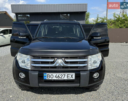 Чорний Міцубісі Паджеро, об'ємом двигуна 3.2 л та пробігом 260 тис. км за 12950 $, фото 7 на Automoto.ua